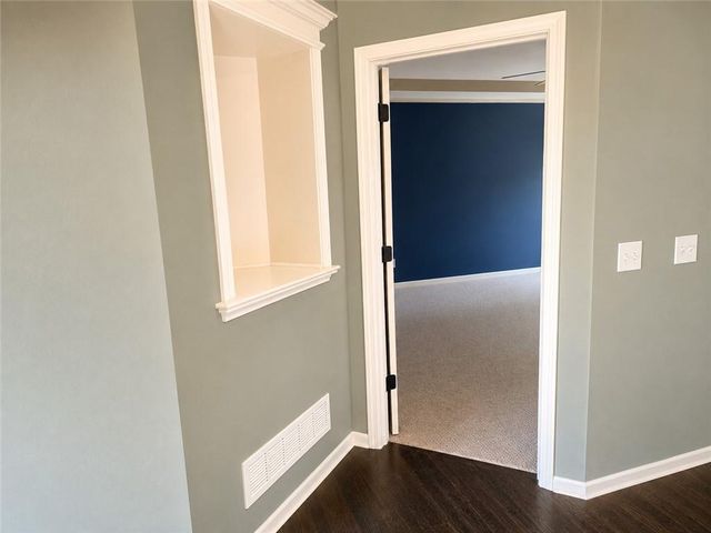 412 Duncan Drive, Liberty, MO 64068