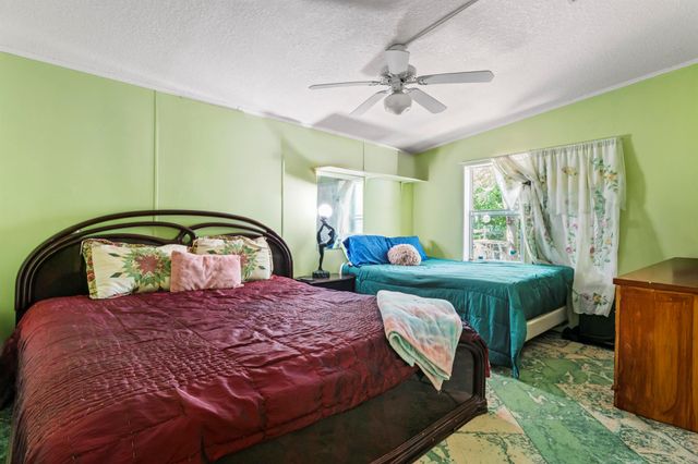 5710 E Tangerine Lane, Okeechobee, FL 34972