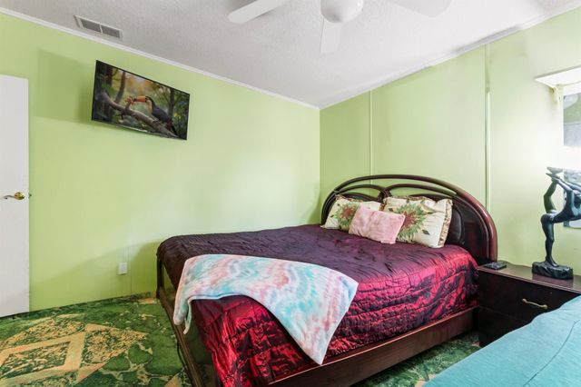 5710 E Tangerine Lane, Okeechobee, FL 34972