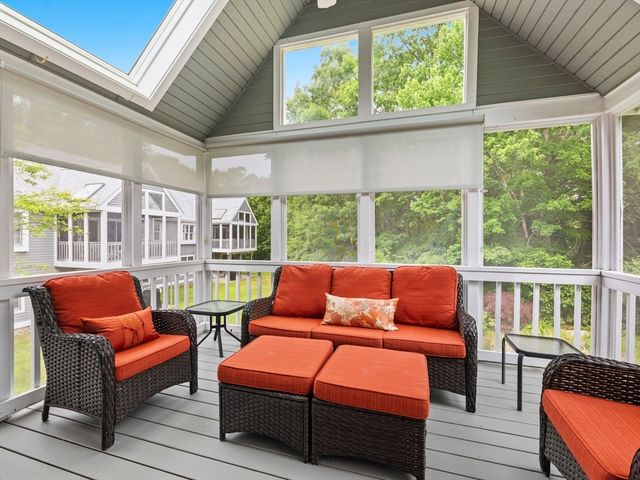 126 Audubon Dr 126, Acton, MA 01720