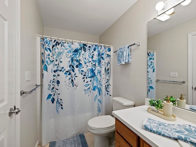 126 Audubon Dr 126, Acton, MA 01720