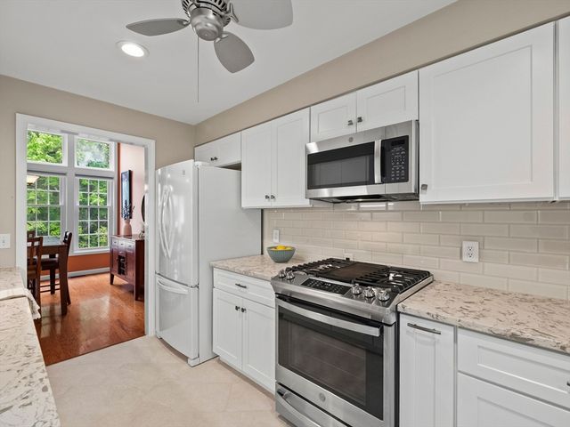 126 Audubon Dr 126, Acton, MA 01720