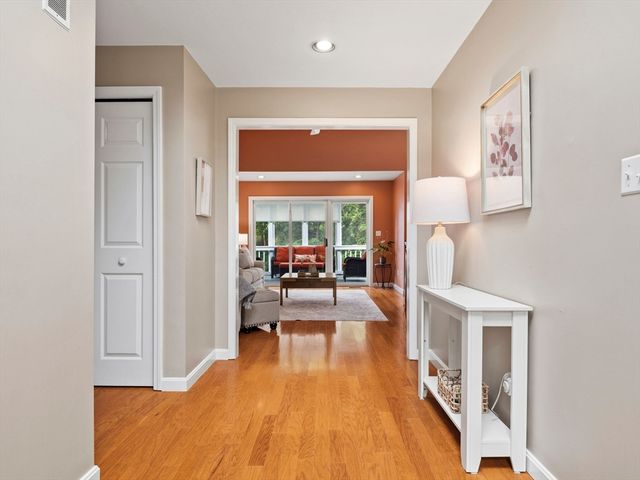 126 Audubon Dr 126, Acton, MA 01720
