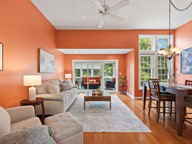 126 Audubon Dr 126, Acton, MA 01720