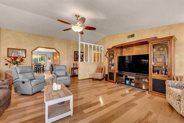 14965 Oak Knoll Drive, Red Bluff, CA 96080