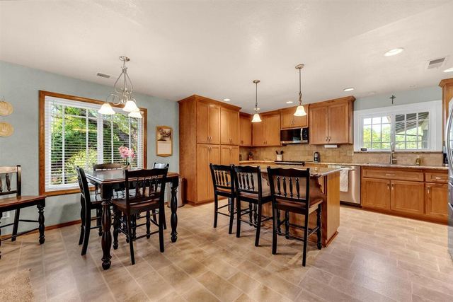 14965 Oak Knoll Drive, Red Bluff, CA 96080