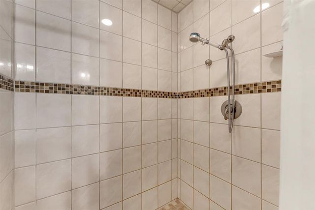 14965 Oak Knoll Drive, Red Bluff, CA 96080