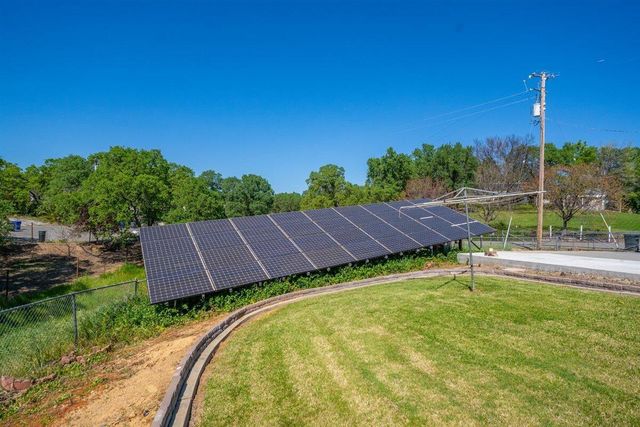 14965 Oak Knoll Drive, Red Bluff, CA 96080