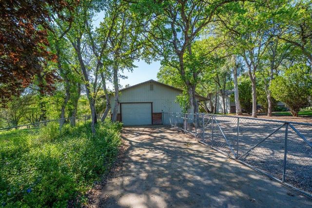 14965 Oak Knoll Drive, Red Bluff, CA 96080