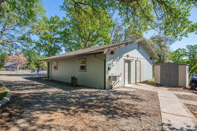14965 Oak Knoll Drive, Red Bluff, CA 96080
