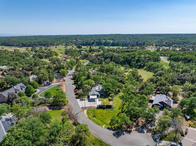 14965 Oak Knoll Drive, Red Bluff, CA 96080