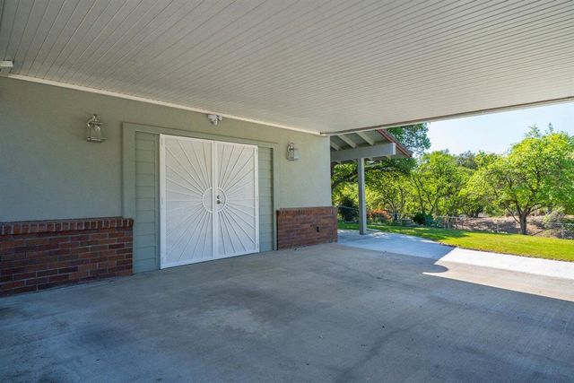 14965 Oak Knoll Drive, Red Bluff, CA 96080