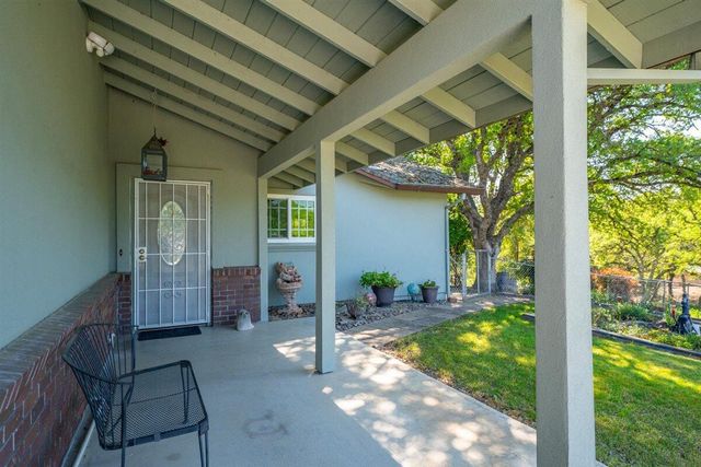 14965 Oak Knoll Drive, Red Bluff, CA 96080