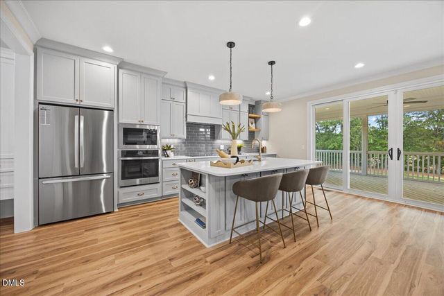 90 Lane Farms Way, Holly Springs, NC 27540