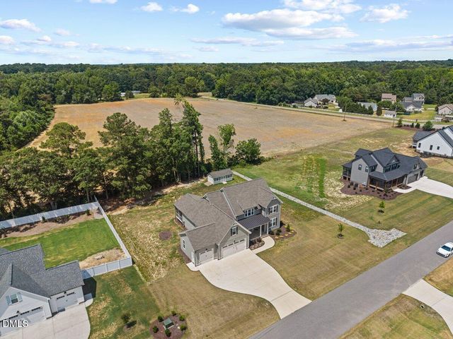 90 Lane Farms Way, Holly Springs, NC 27540