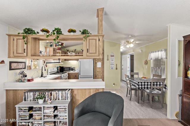 450 W SUNWEST Drive 156, Casa Grande, AZ 85122