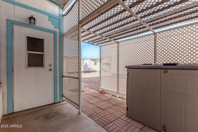 450 W SUNWEST Drive 156, Casa Grande, AZ 85122