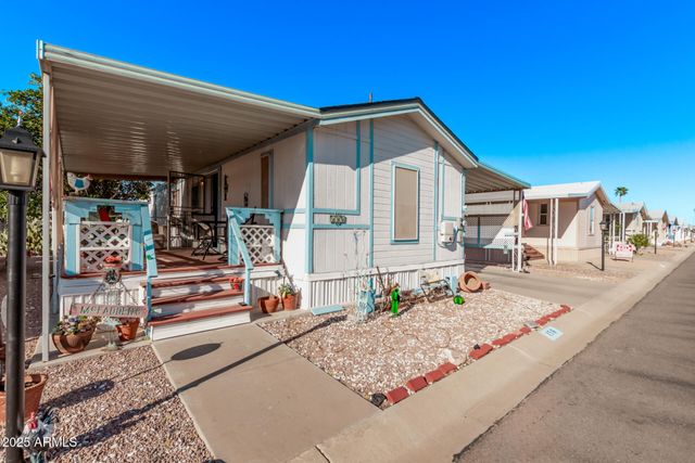 450 W SUNWEST Drive 156, Casa Grande, AZ 85122