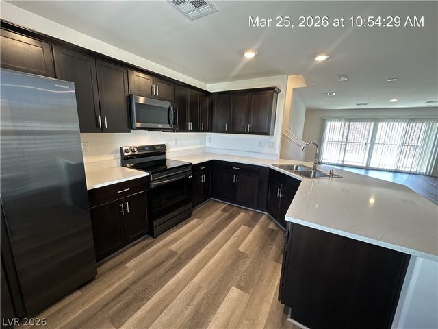 2755 Atomic Tangerine Way 4, Las Vegas, NV 89183