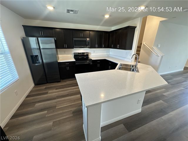 2755 Atomic Tangerine Way 4, Las Vegas, NV 89183