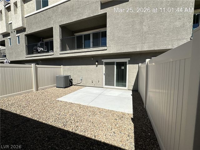 2755 Atomic Tangerine Way 4, Las Vegas, NV 89183