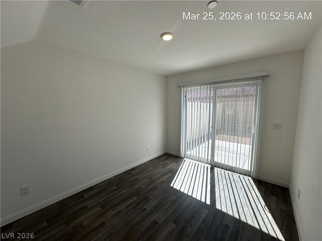 2755 Atomic Tangerine Way 4, Las Vegas, NV 89183