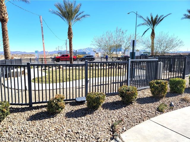2755 Atomic Tangerine Way 4, Las Vegas, NV 89183