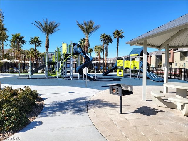 2755 Atomic Tangerine Way 4, Las Vegas, NV 89183