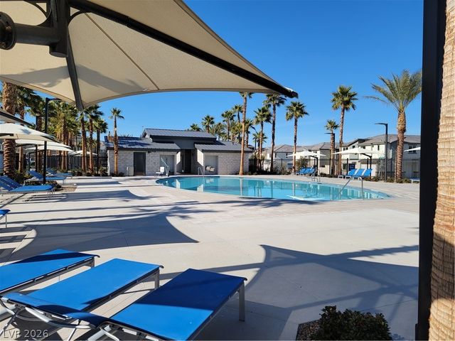 2755 Atomic Tangerine Way 4, Las Vegas, NV 89183