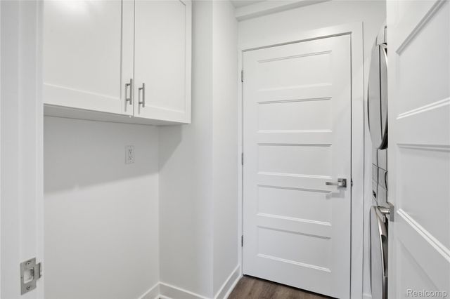 166 Oak Street 309, Wyandotte, MI 48192