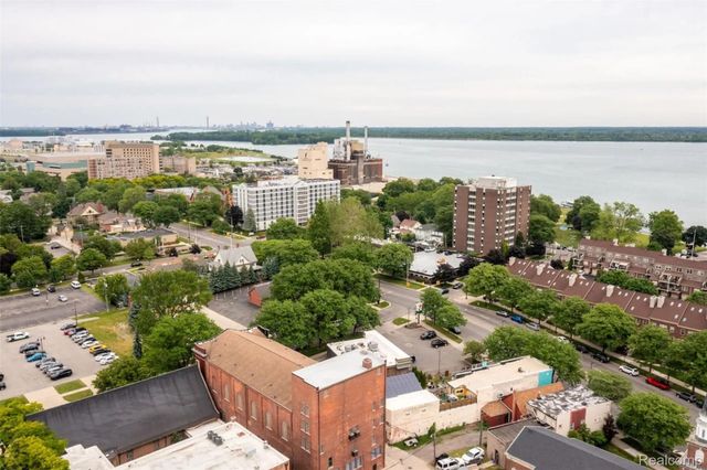 166 Oak Street 309, Wyandotte, MI 48192