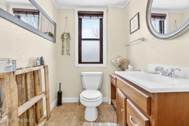 330 Fifth Street, Clay Center, OH 43408