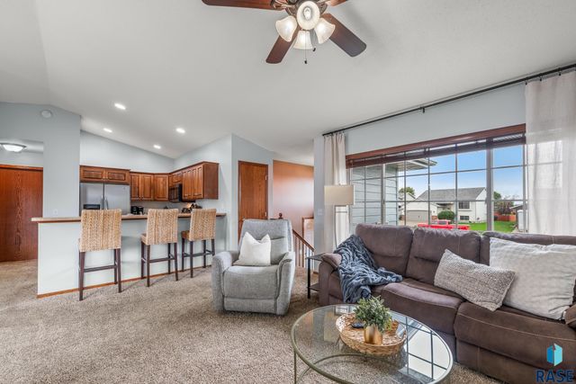 4700 S Grinnell Ave Avenue, Sioux Falls, SD 57106
