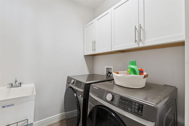 7271 SUNNY MEADOW ALY, Windermere, FL 34786