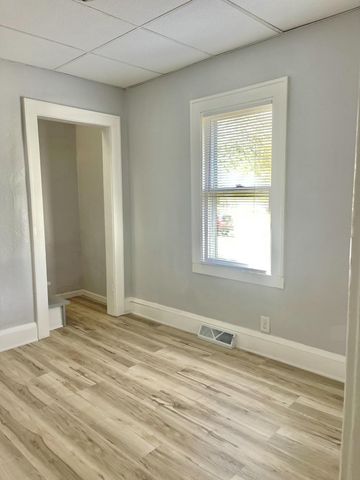 496 Maryland Avenue W, Saint Paul, MN 55117