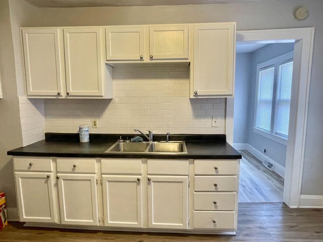 496 Maryland Avenue W, Saint Paul, MN 55117