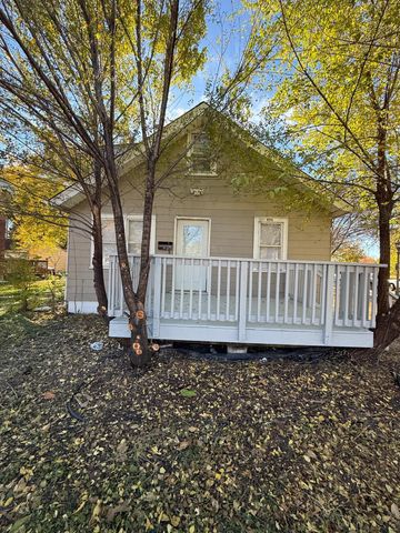 496 Maryland Avenue W, Saint Paul, MN 55117