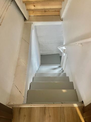 496 Maryland Avenue W, Saint Paul, MN 55117