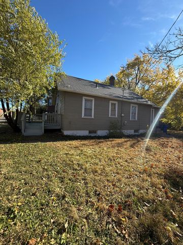 496 Maryland Avenue W, Saint Paul, MN 55117