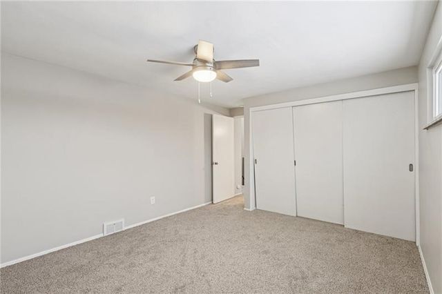 537 Fieldstone Dr, Monroeville, PA 15146