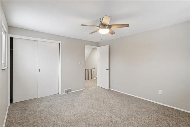 537 Fieldstone Dr, Monroeville, PA 15146