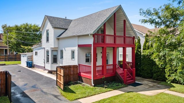 234 S 12th Avenue, Maywood, IL 60153