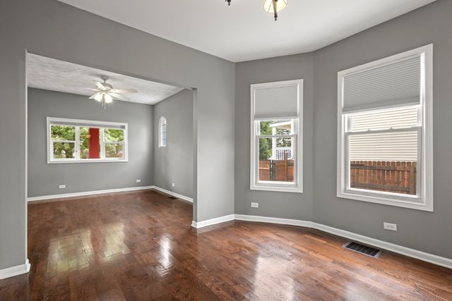 234 S 12th Avenue, Maywood, IL 60153