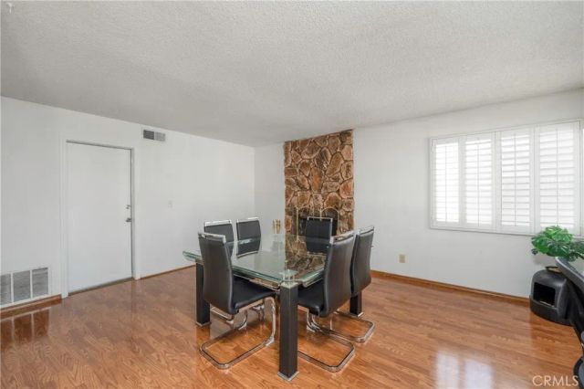 949 Dolly Drive, Lake Elsinore, CA 92530