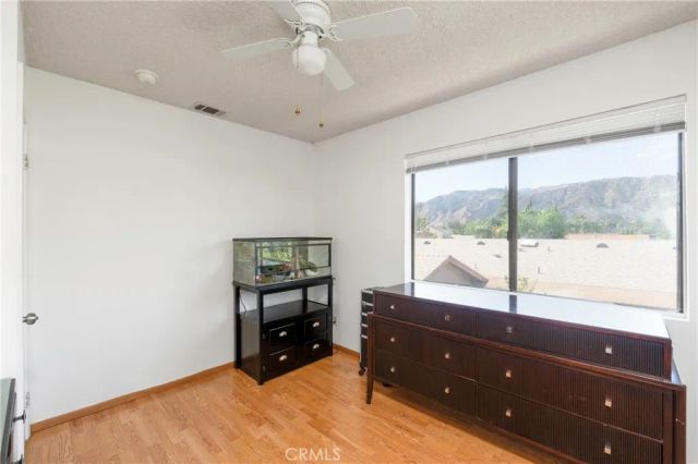 949 Dolly Drive, Lake Elsinore, CA 92530