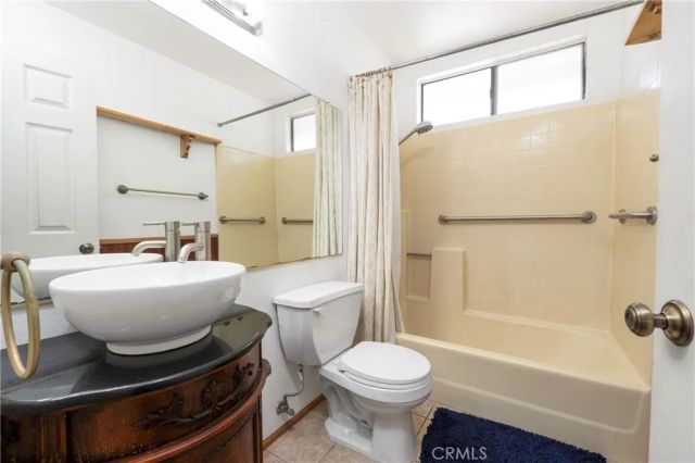 949 Dolly Drive, Lake Elsinore, CA 92530