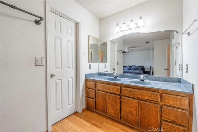 949 Dolly Drive, Lake Elsinore, CA 92530