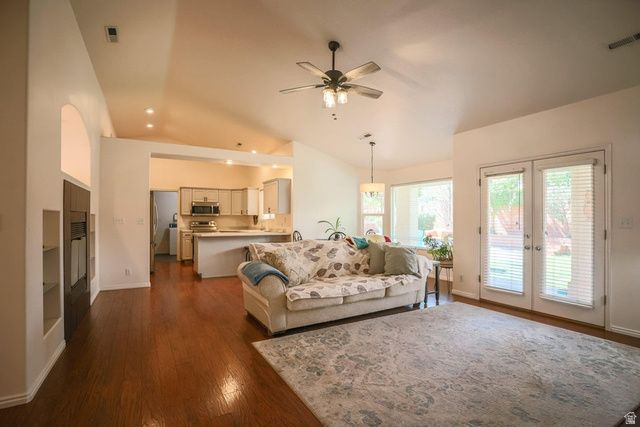 1969 SAGEBRUSH DR, Santa Clara, UT 84765