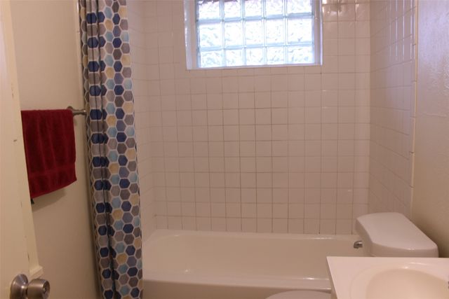 1801 Buena Vista Street, Mesquite, TX 75049