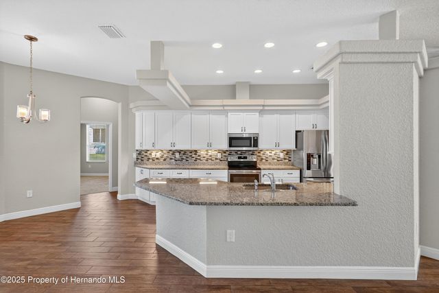 10271 Palmgren Lane, Spring Hill, FL 34608